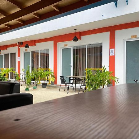 Dacha Thoddoo White Sand Экстерьер фото
