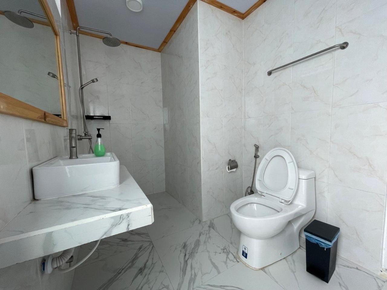Dacha Thoddoo White Sand Экстерьер фото