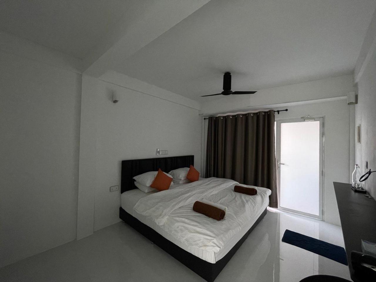 Dacha Thoddoo White Sand Экстерьер фото