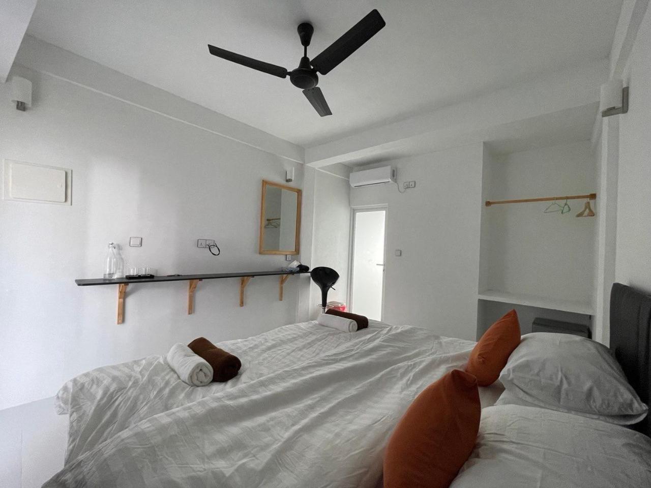 Dacha Thoddoo White Sand Экстерьер фото