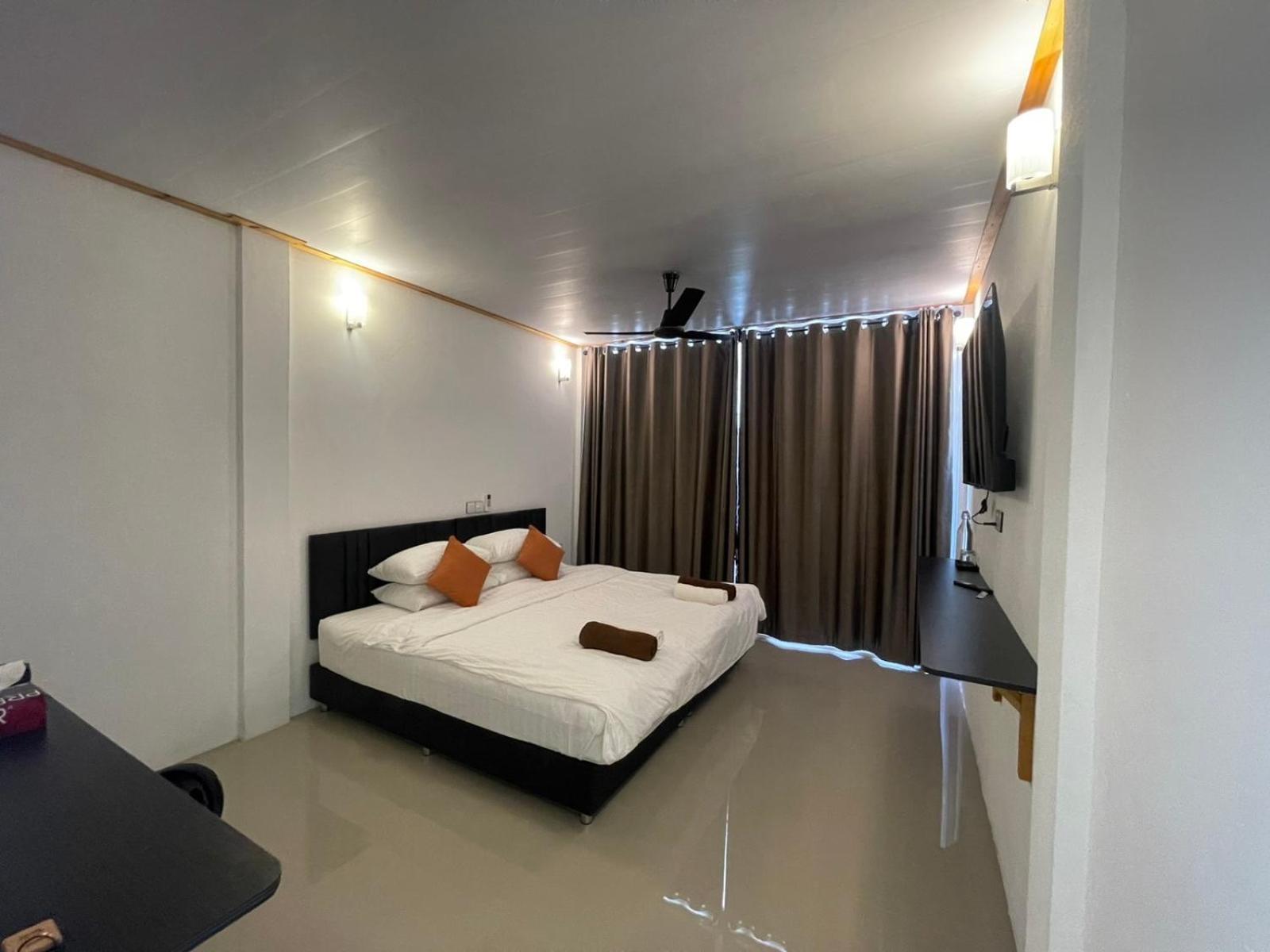 Dacha Thoddoo White Sand Экстерьер фото