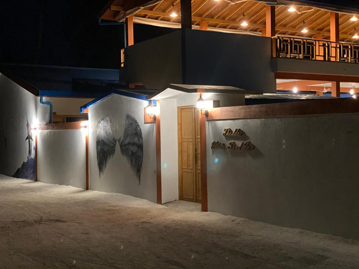 Dacha Thoddoo White Sand Экстерьер фото
